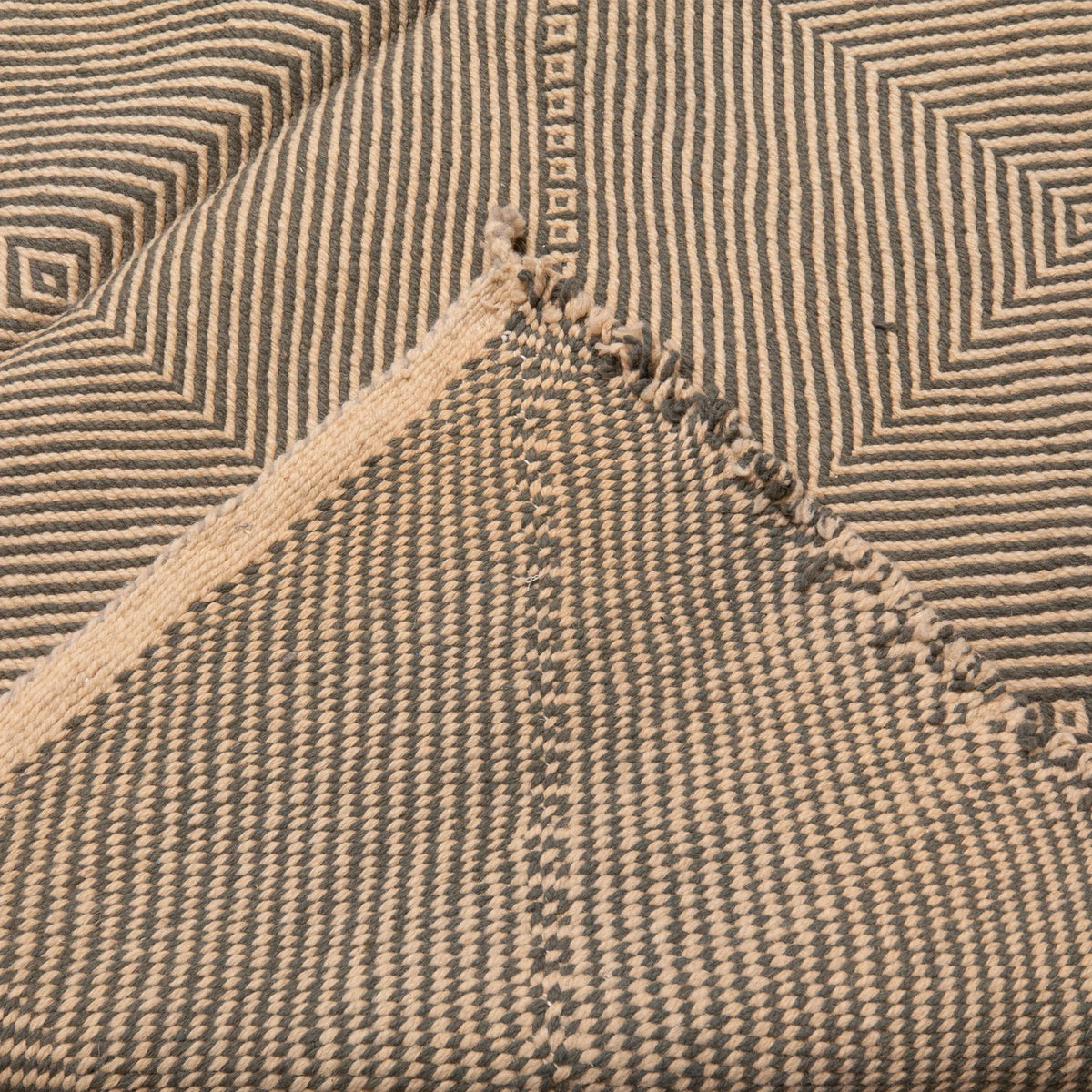Lozange Kilim Rug - Photo 2