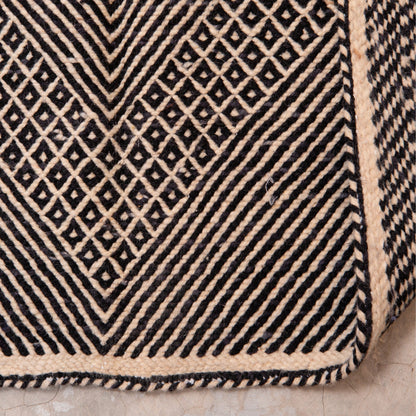 Feda Kilim Rug - Photo 3